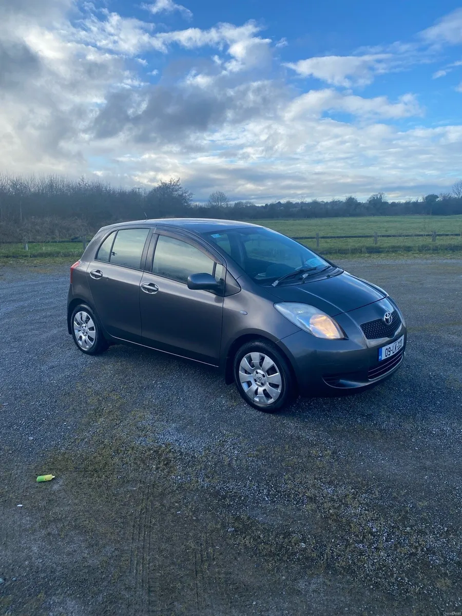 2009 Toyota Yaris 1.0 - Image 1