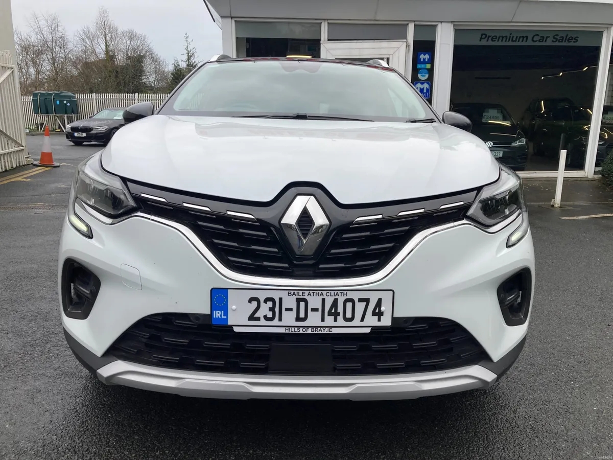 Renault Captur 2023 Techno TCe 90 - Image 2