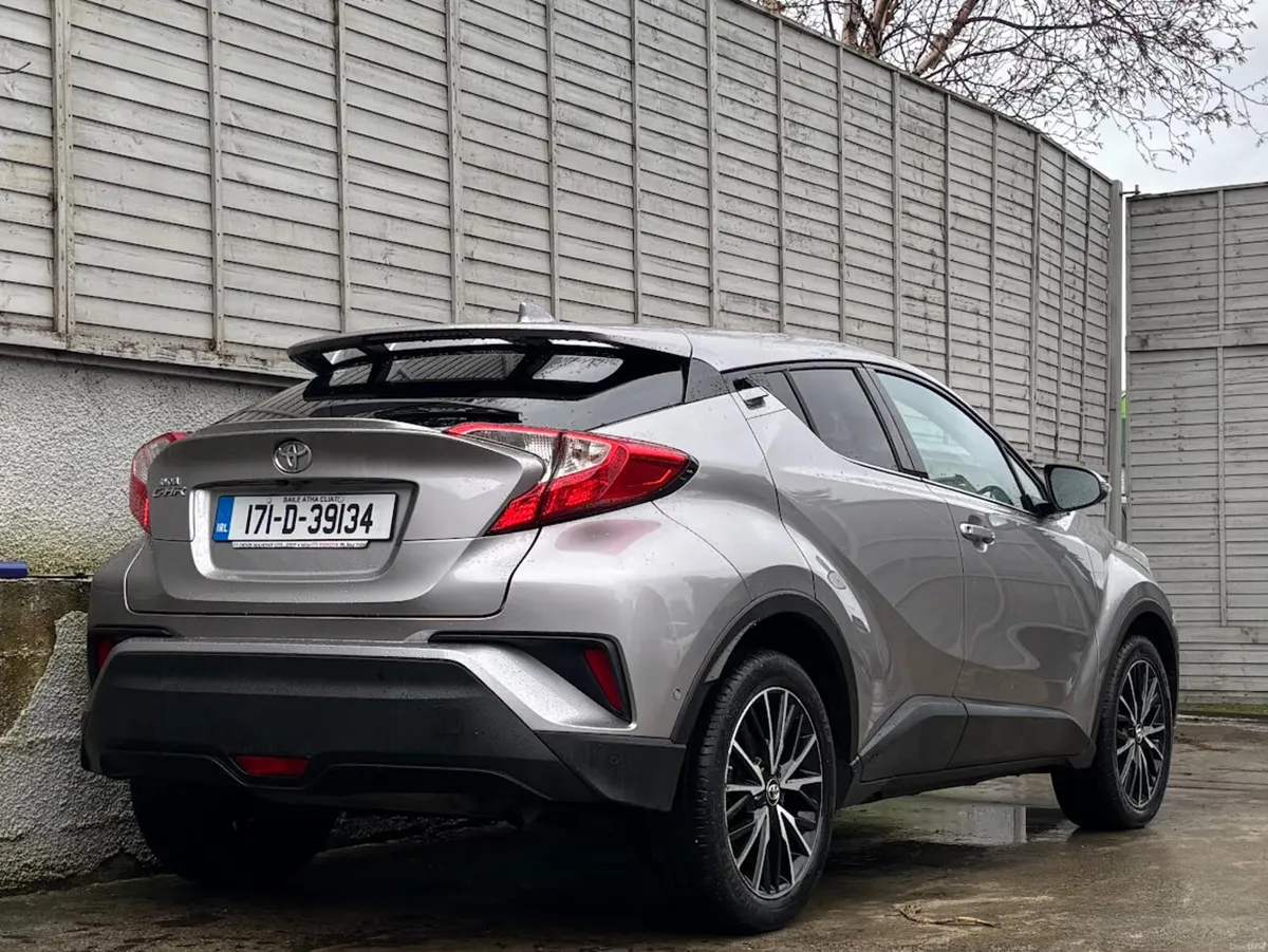 Toyota C-HR 2017 1.2T SOL / TOP SPEC / LOW KM - Image 3