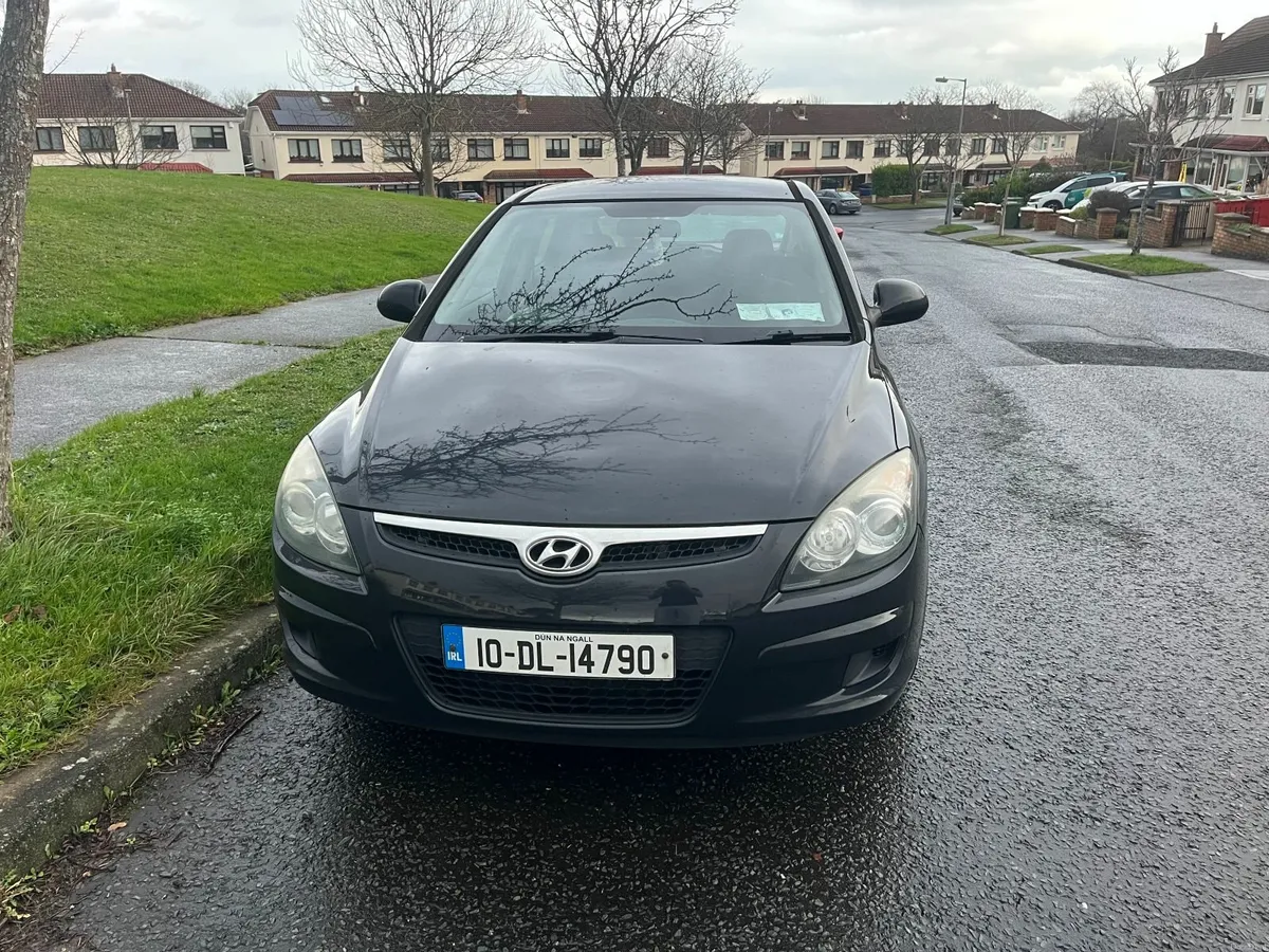 Hyundai i30 2010 - Image 1