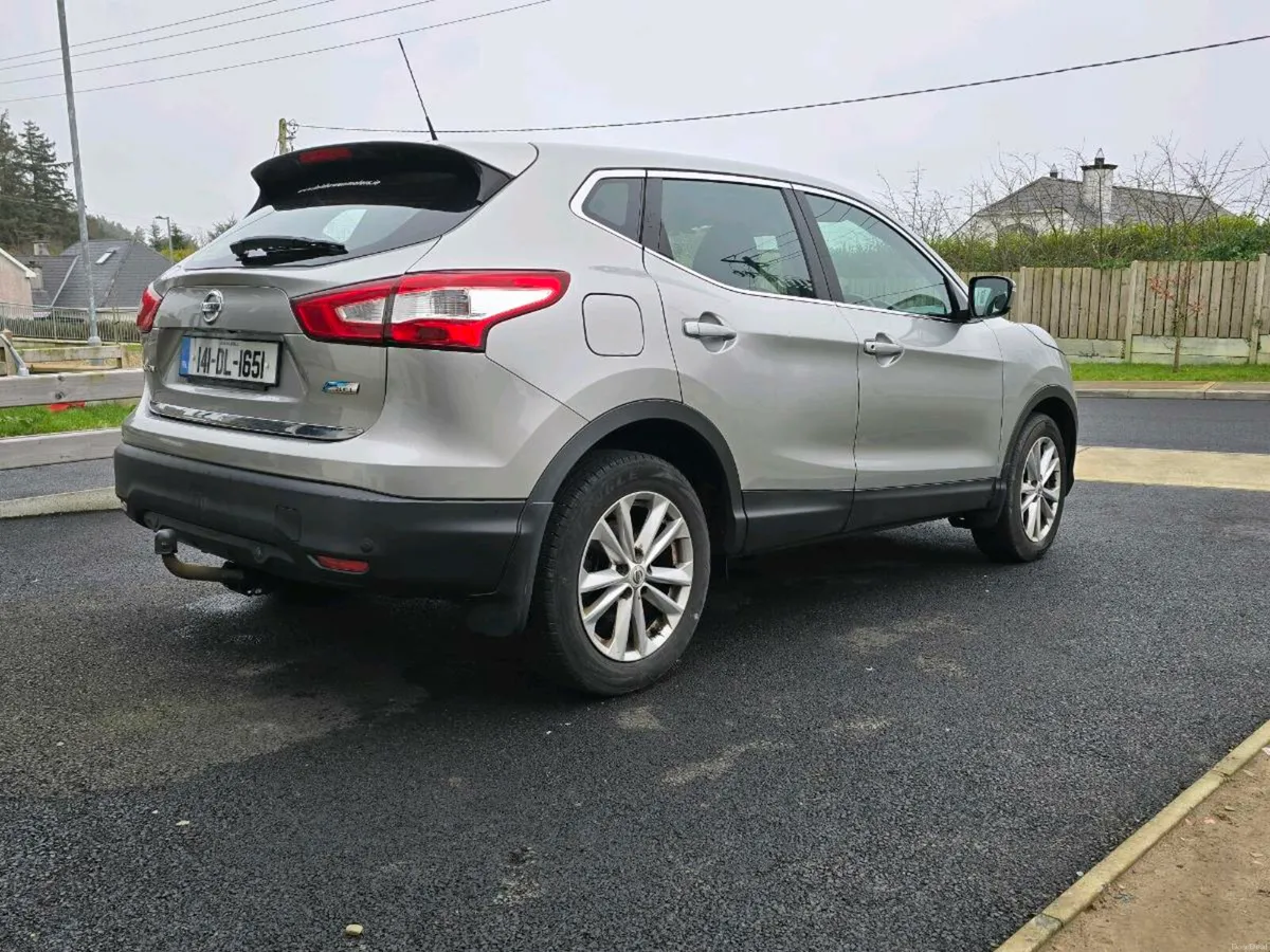 2014 Nissan Qashqai 1.6SV Diesel - Image 4