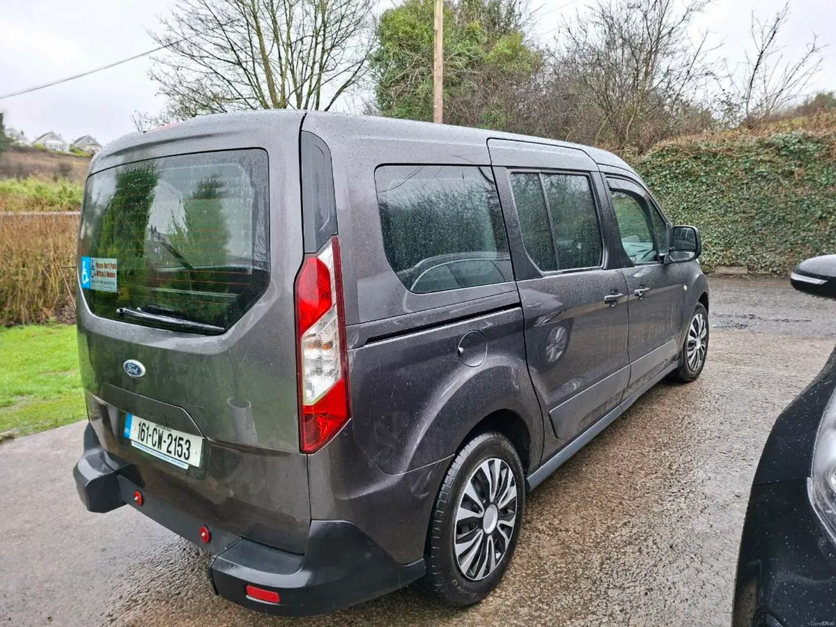 Ford Connect wheelchair accessible - Image 3