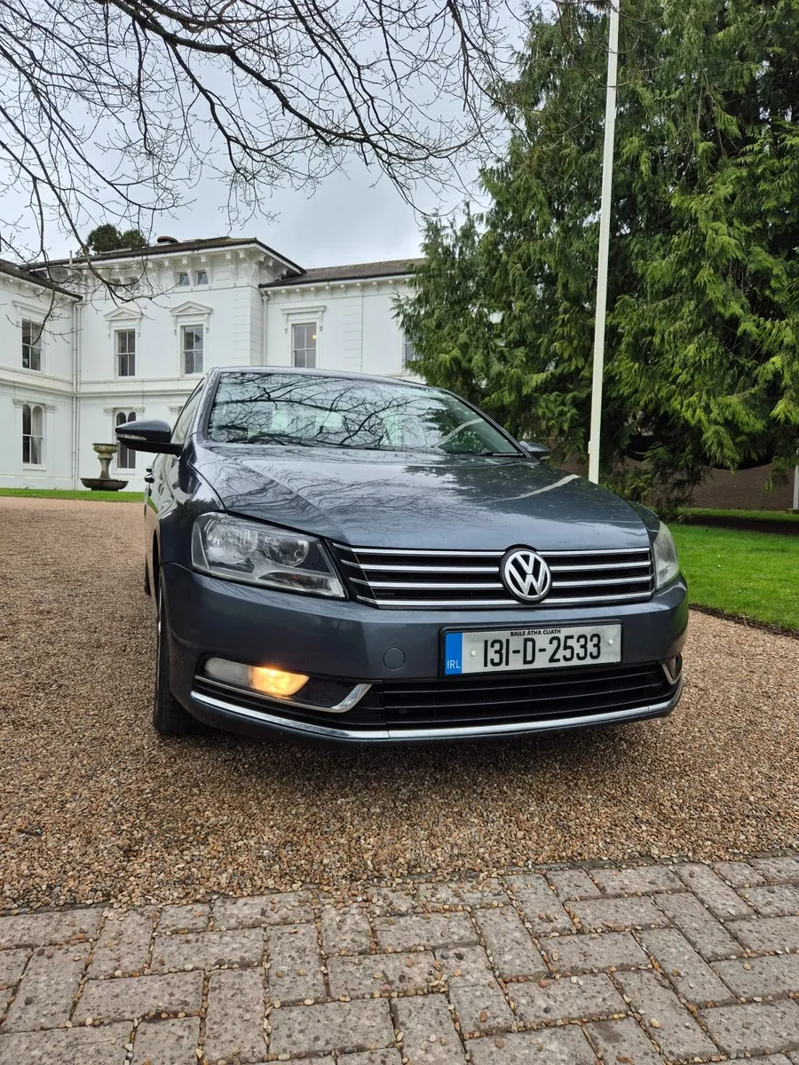 Volkswagen Passat 2013 - Image 4