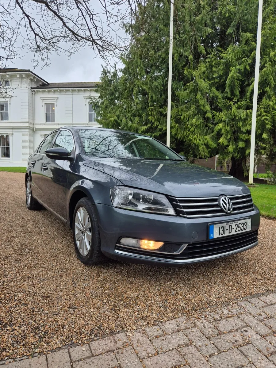Volkswagen Passat 2013 - Image 1