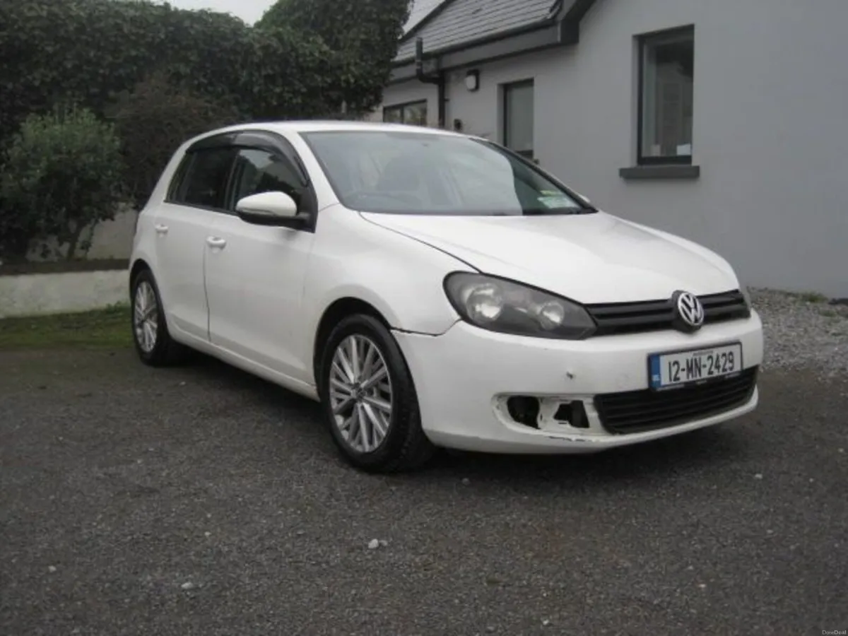 Volkswagen Golf 2012  automatic - Image 1