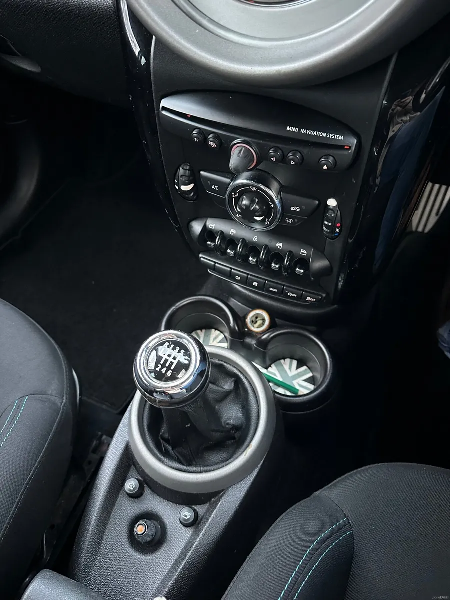 Mini  Countryman Cooper SD all 4 - Image 4