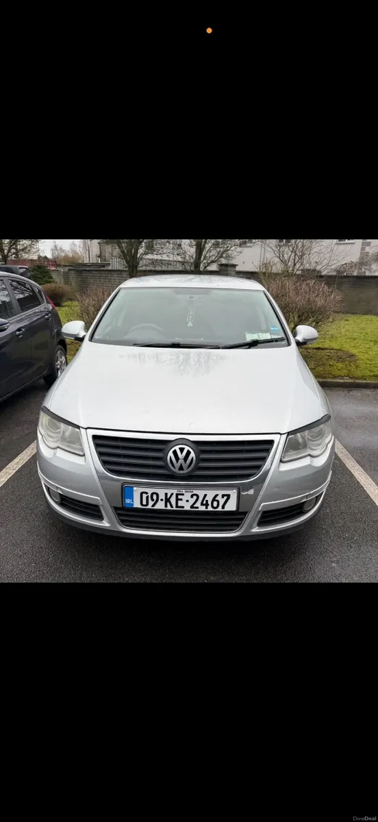 Volkswagen Passat 2009 - Image 4