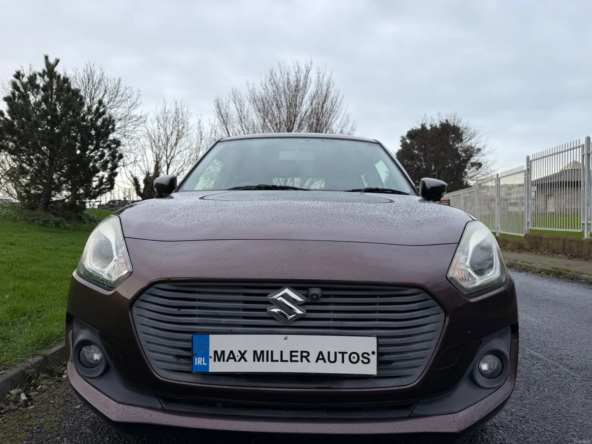 Suzuki Swift 1.2 HYBRID - Image 2