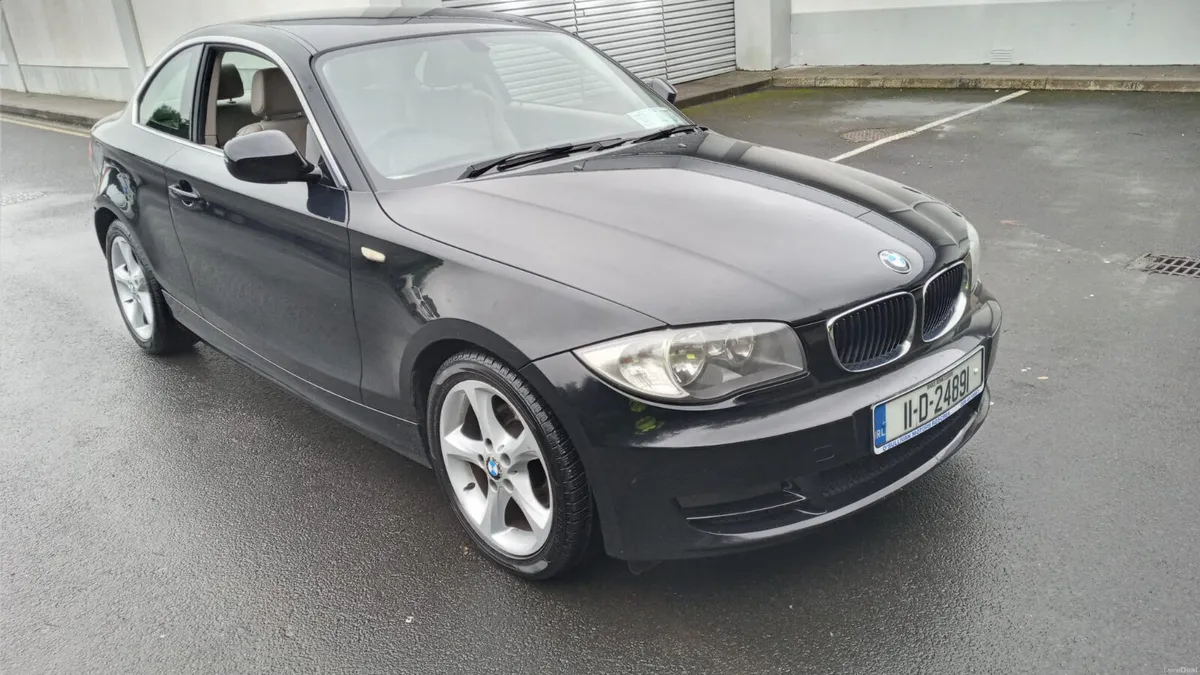 BMW 1-Series Sport 2011 / 2.0 Diesel / Manual - Image 3