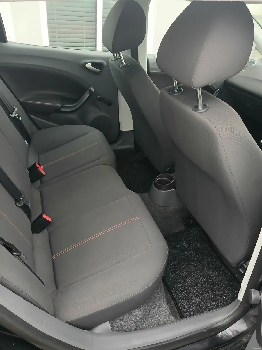 SEAT Ibiza 2011 - Image 4