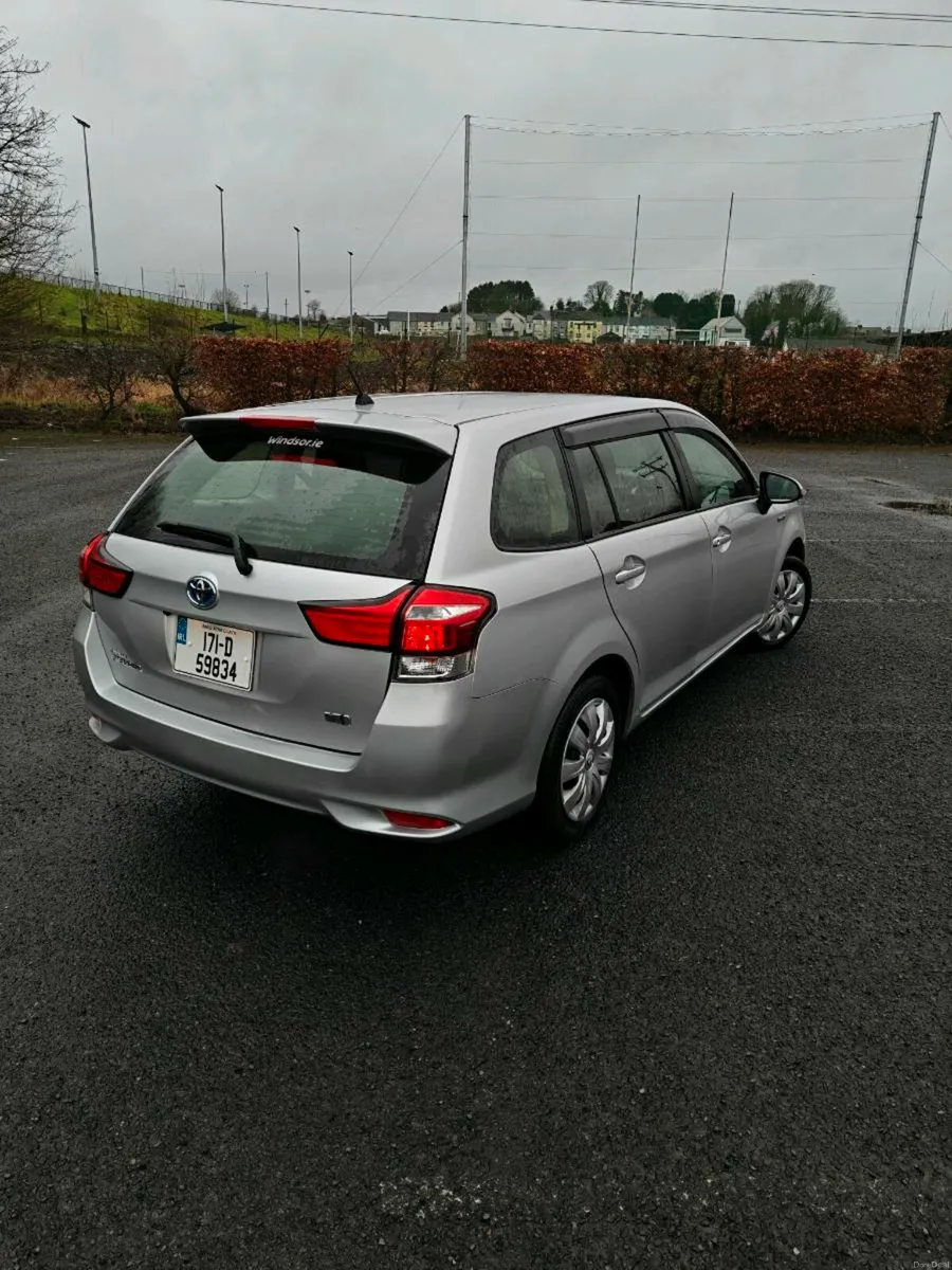 Toyota Corolla Auto Fielder Hybrid 2017 NCT 03-28 - Image 4