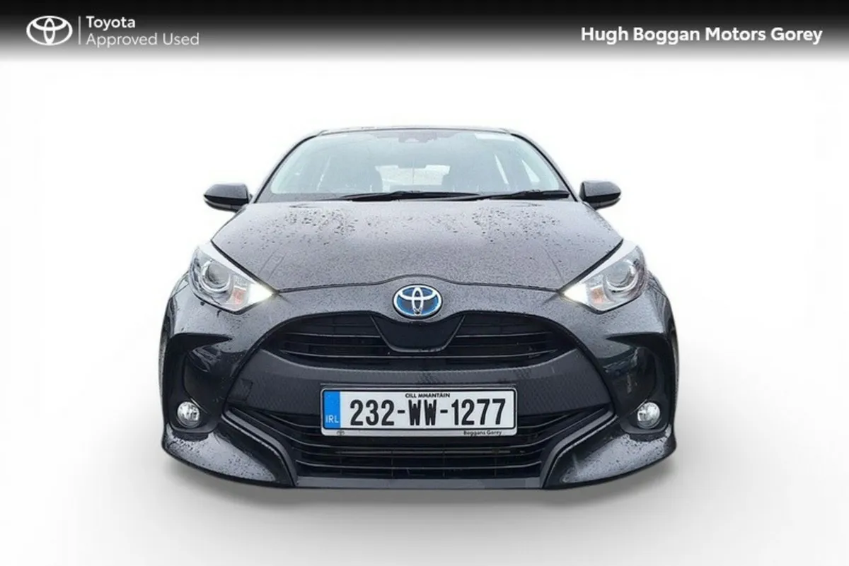 Toyota Yaris 1.5 HYBRID LUNA 4DR - Image 5