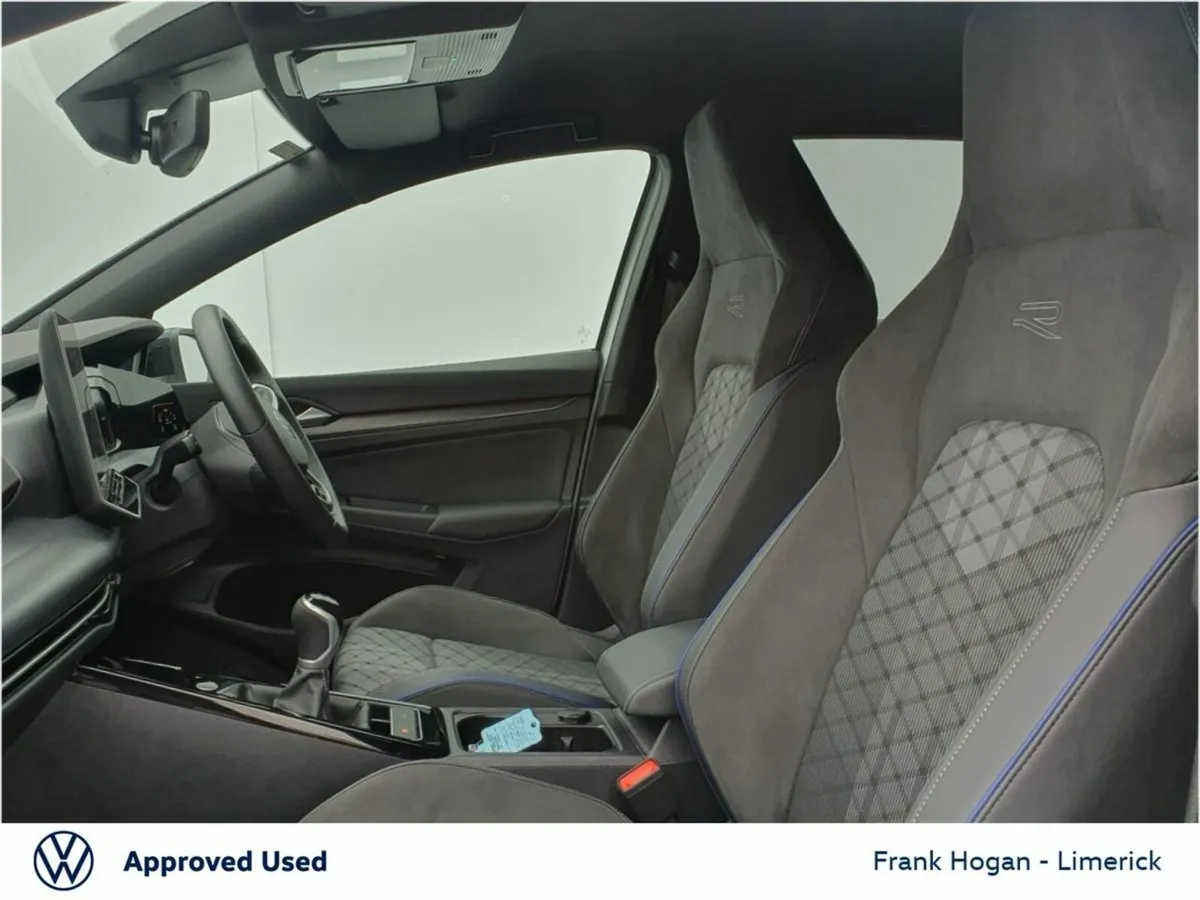 Volkswagen Golf R-LINE 1.5 TSI 150HP - Demo - Call - Image 4