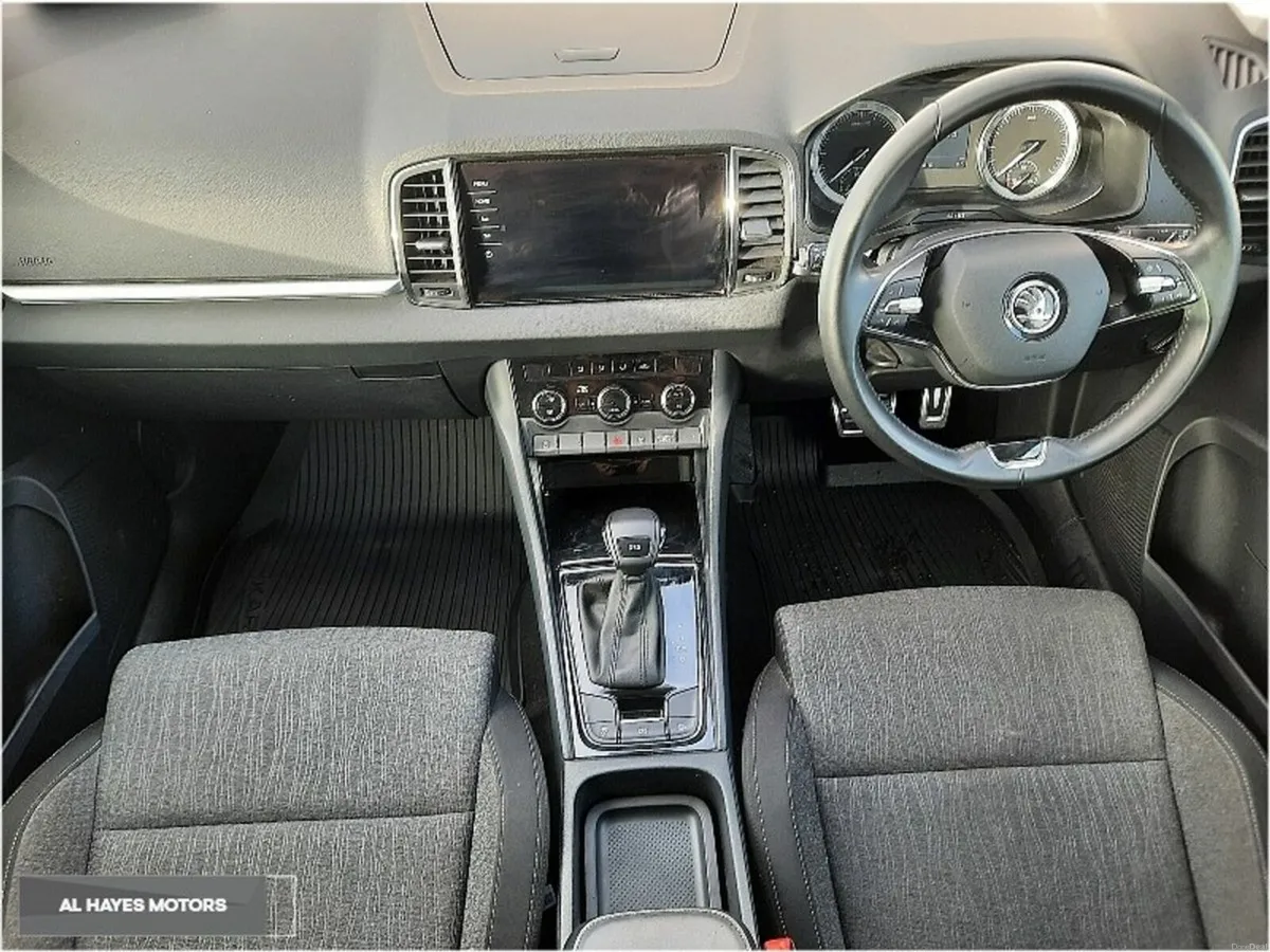 Skoda Karoq **AUTOMATIC**STYLE MODEL 2.0TDI 115 - Image 2