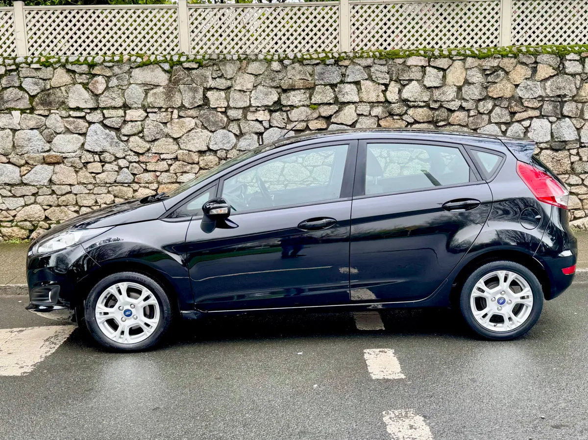 Ford Fiesta 2016!! 1.25 ZETEC!!!!ONLY 51k MLS!!! - Image 4