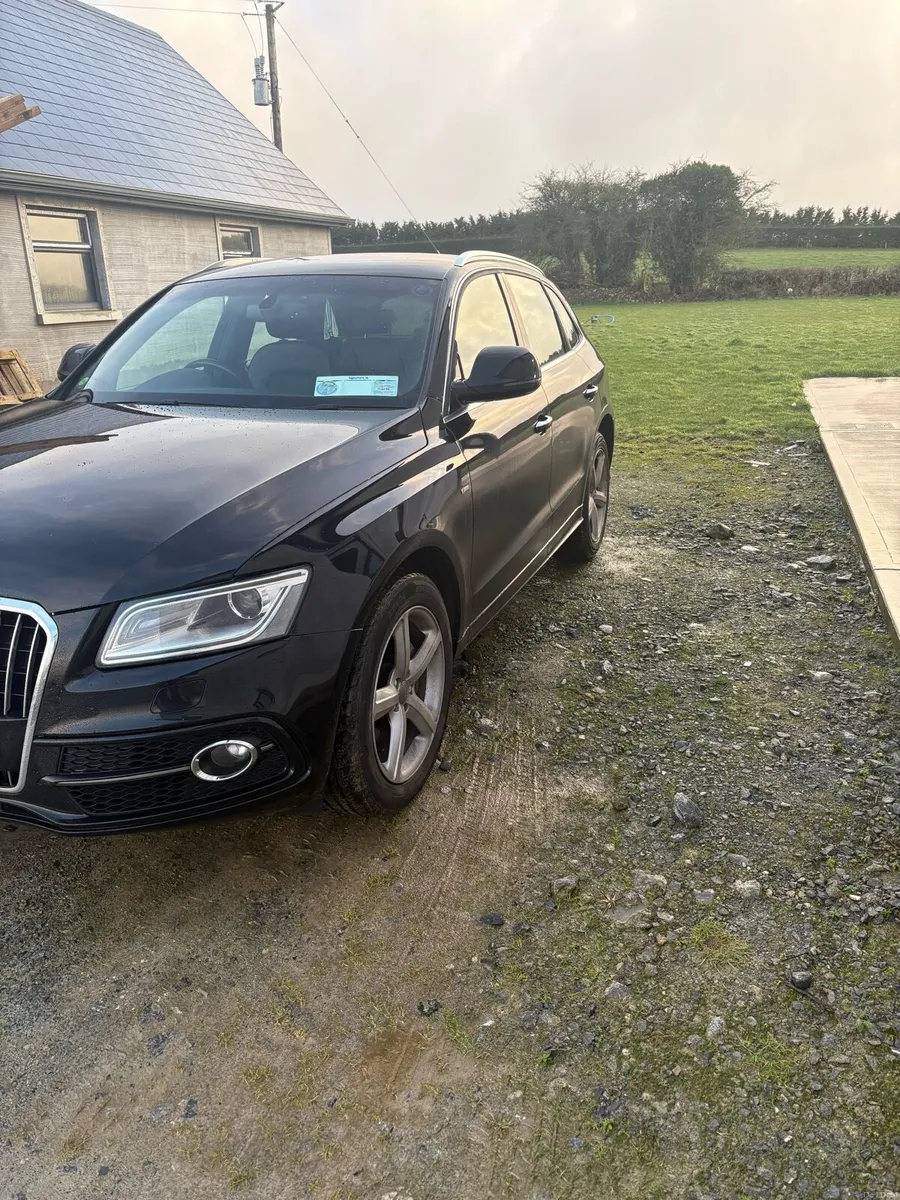 Audi Q5 - Image 2
