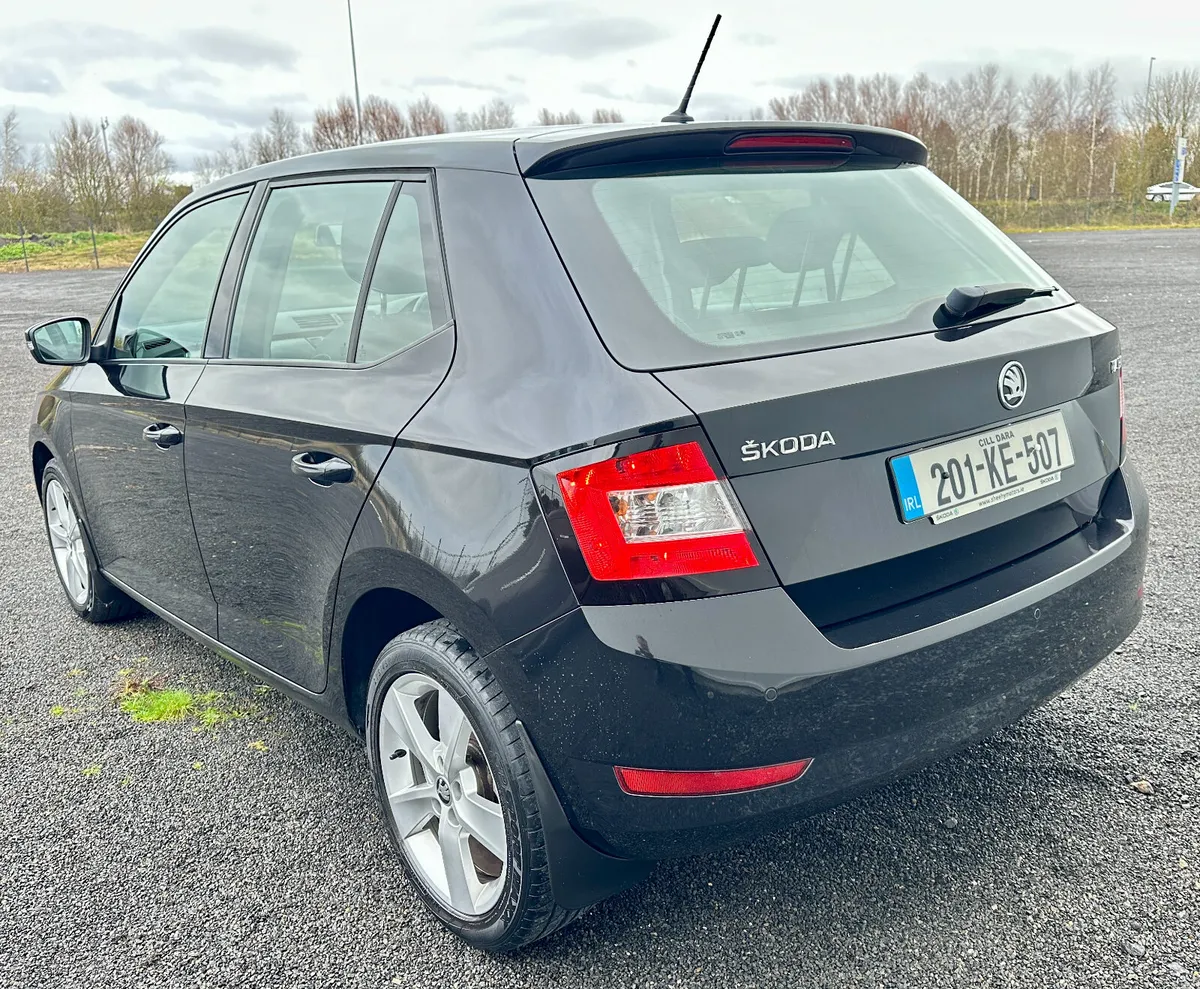 Skoda Fabia 2020 - Image 2