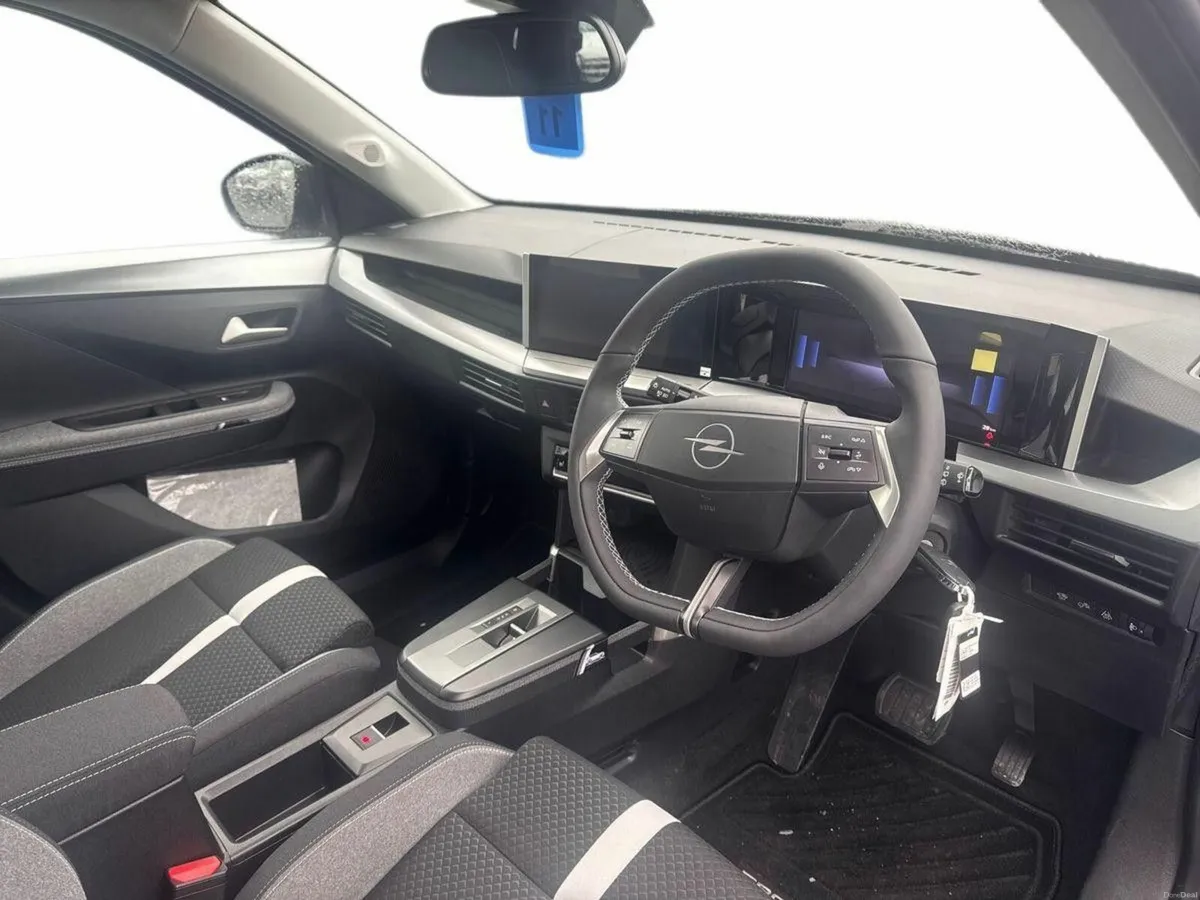 Opel Frontera Hybrid GS 1.2 100hp automatic - Image 4