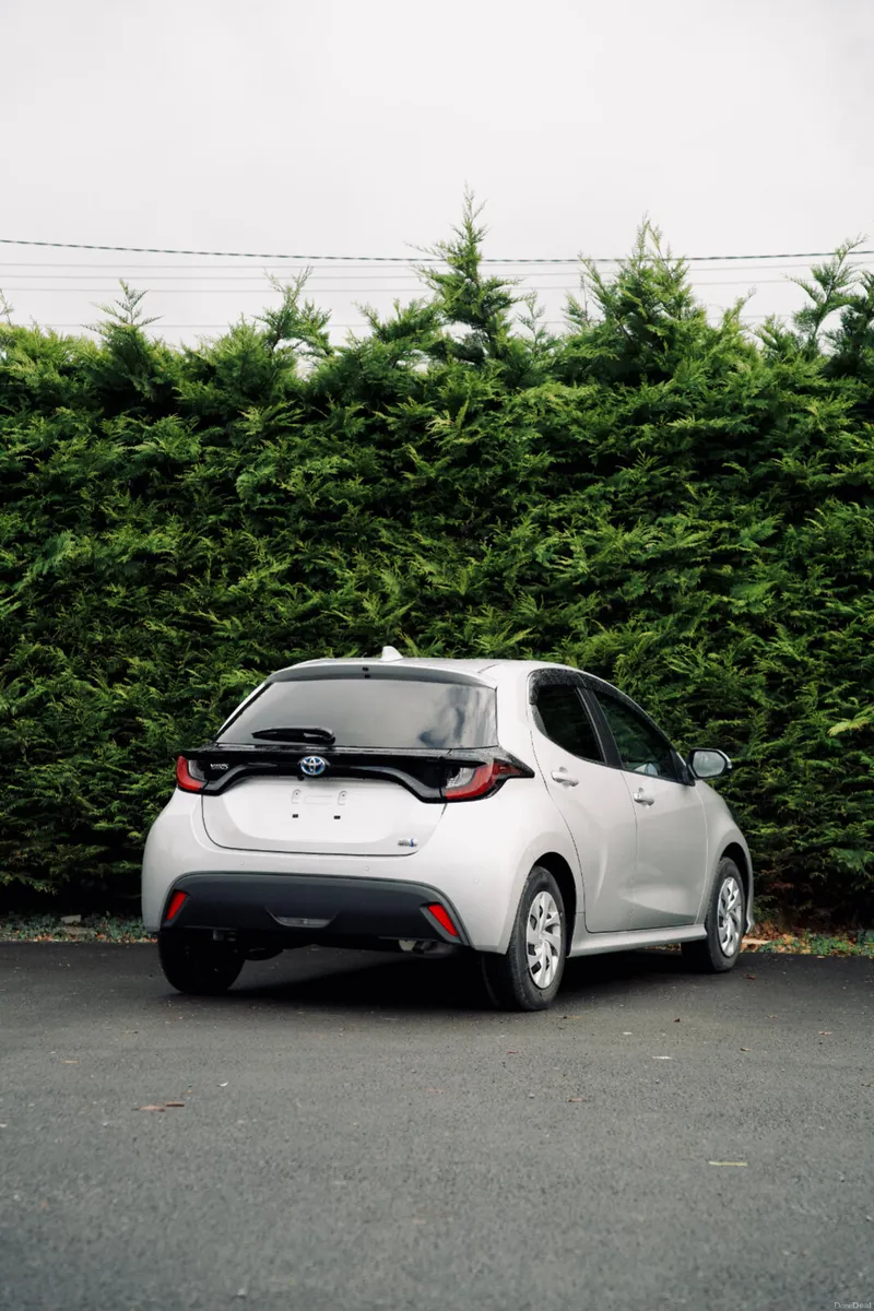 🌟Toyota Yaris 1.5 Hybrid 2020 With Low Mileage 🌟 - Image 4
