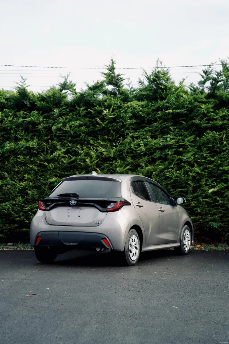 🌟Toyota Yaris 1.5 Hybrid 2020 With Low Mileage 🌟 - Image 4