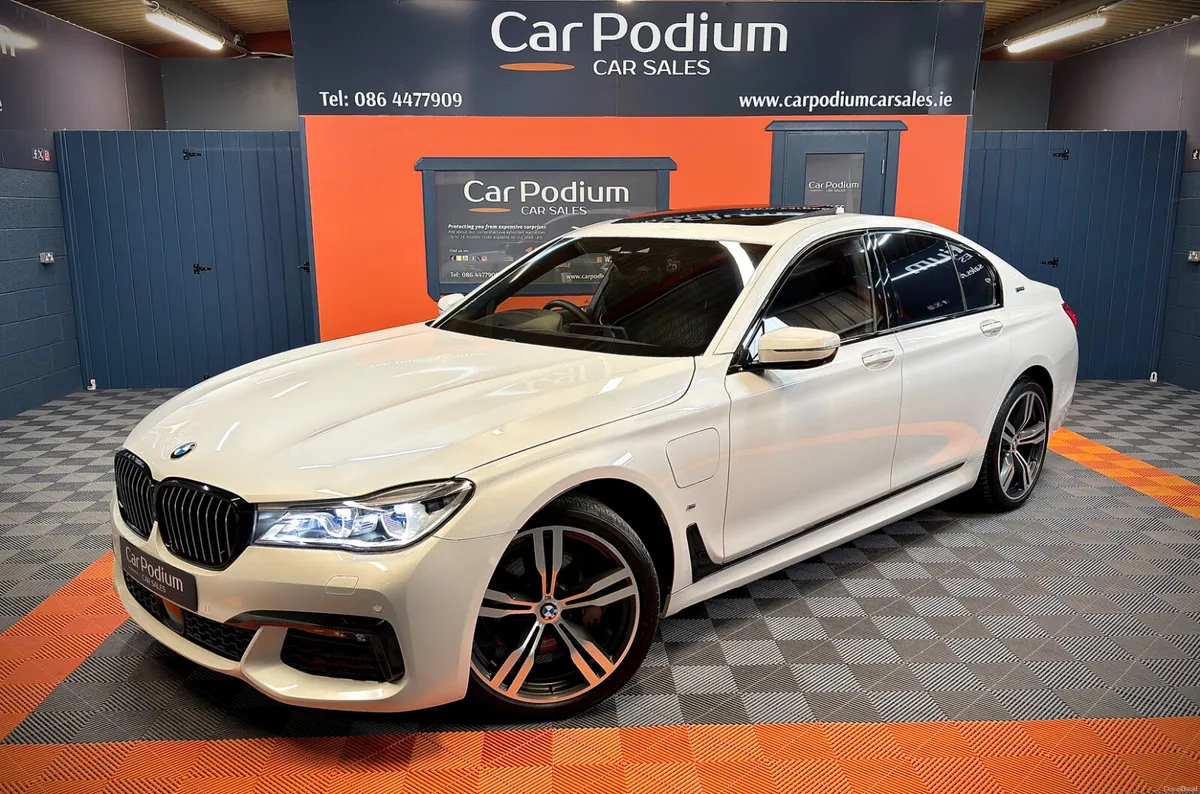 2018 BMW 7-Series 740e M-Sport Auto - LOW KMS - Image 1