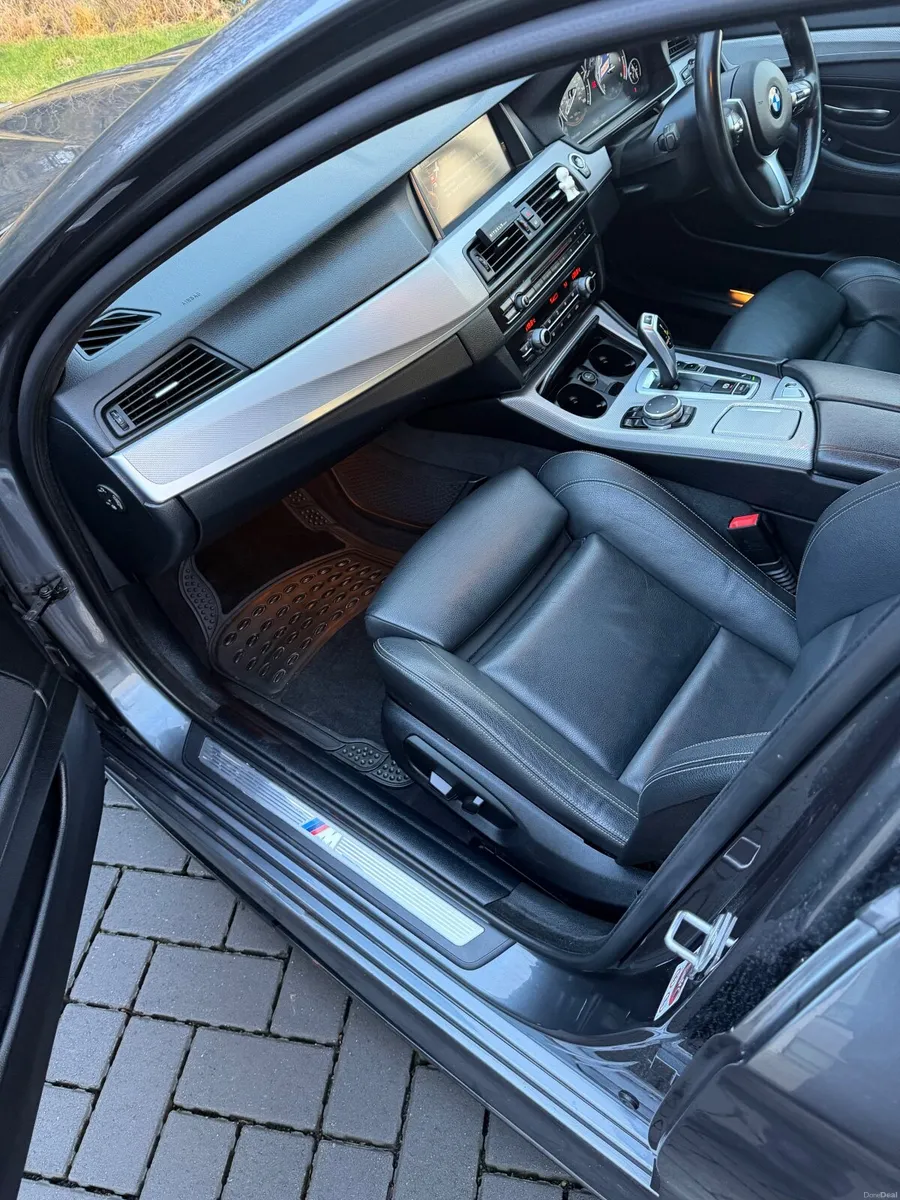 BMW 5-Series 2016 M-Sport - Image 4