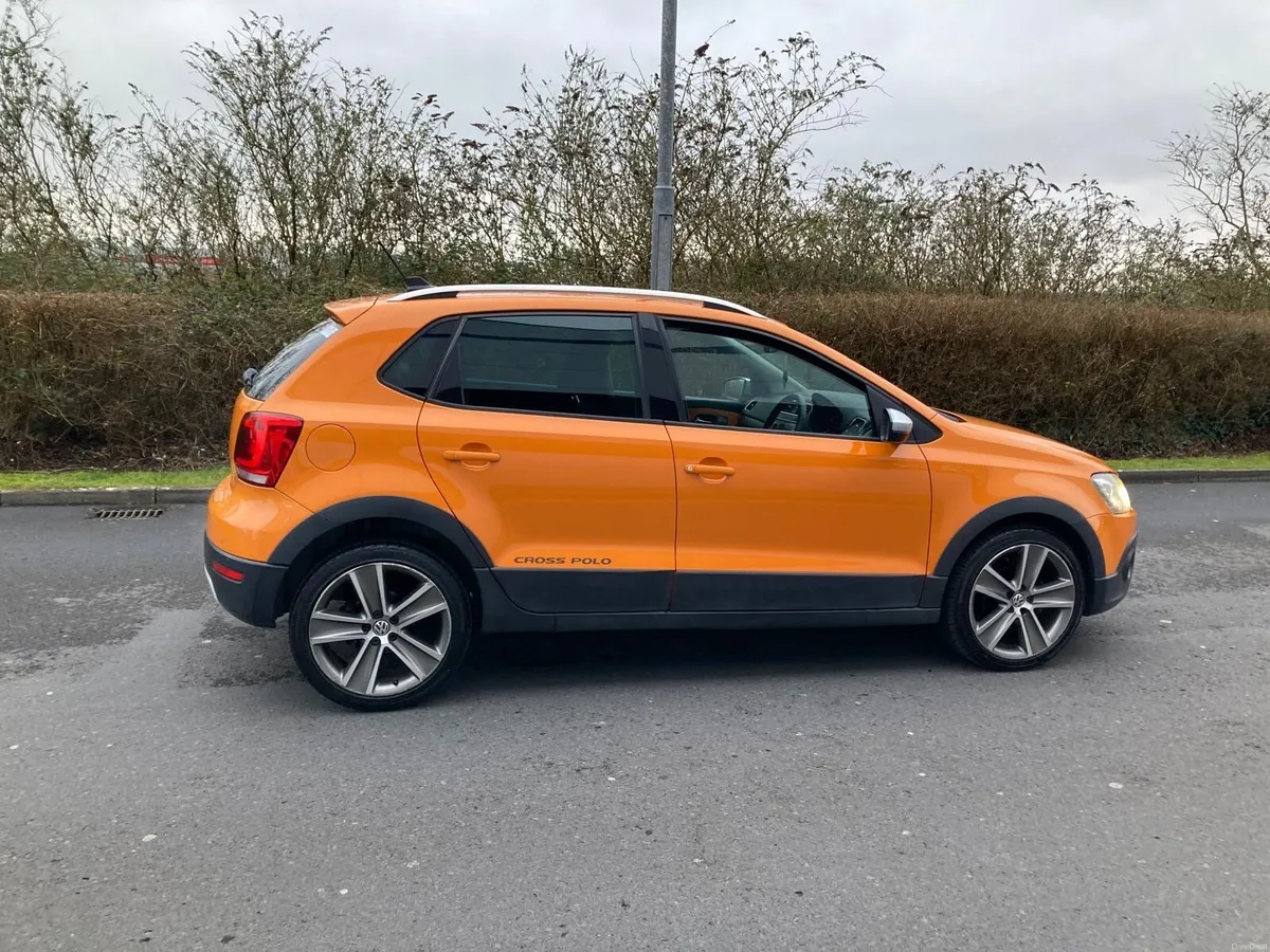 142 Vw Cross Polo automatic - Image 2