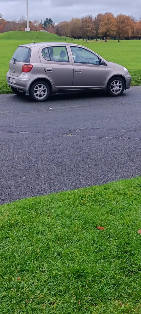 Toyota Yaris 2005 - Image 1