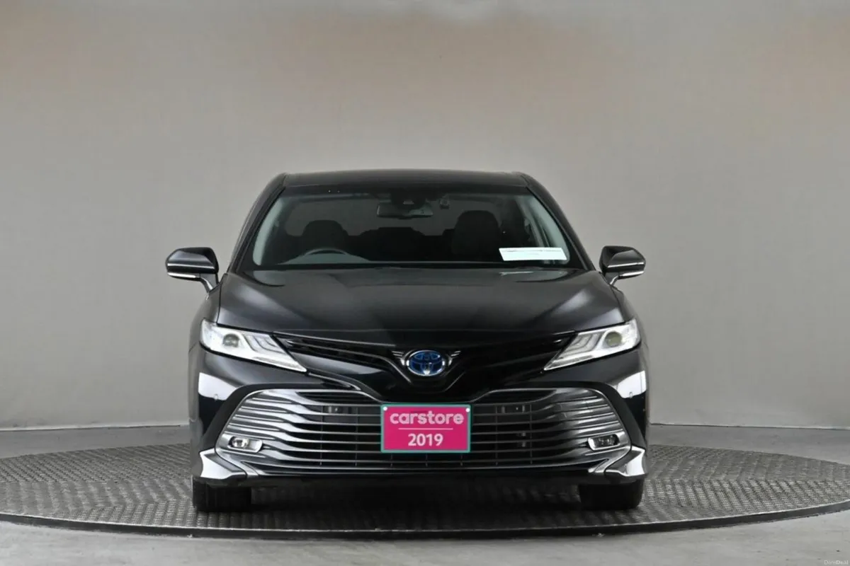 Toyota Camry 2.5 HYBRID **PARK SENSORS**REVERSE CA - Image 2
