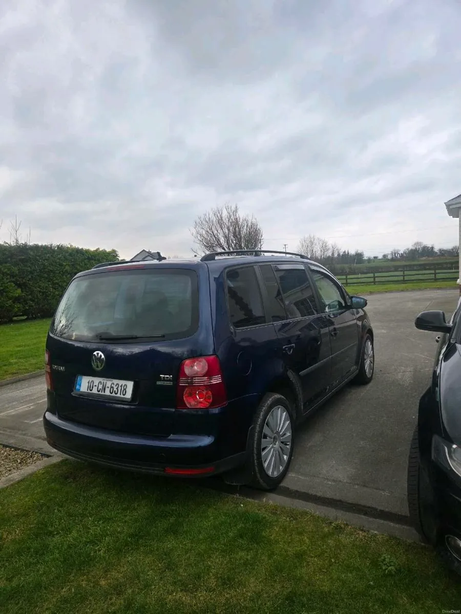 7 seater vw touran - Image 4