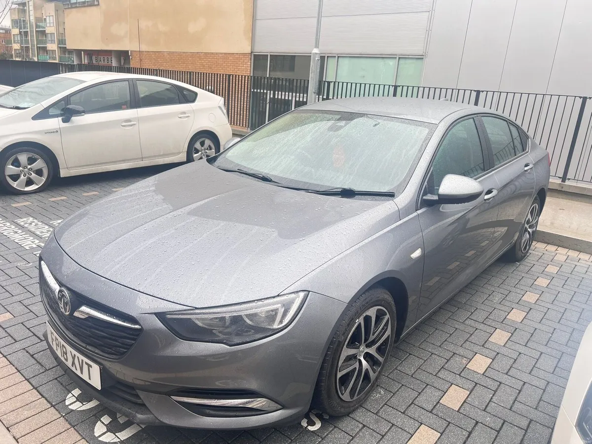 Vauxhall Insignia - Image 3