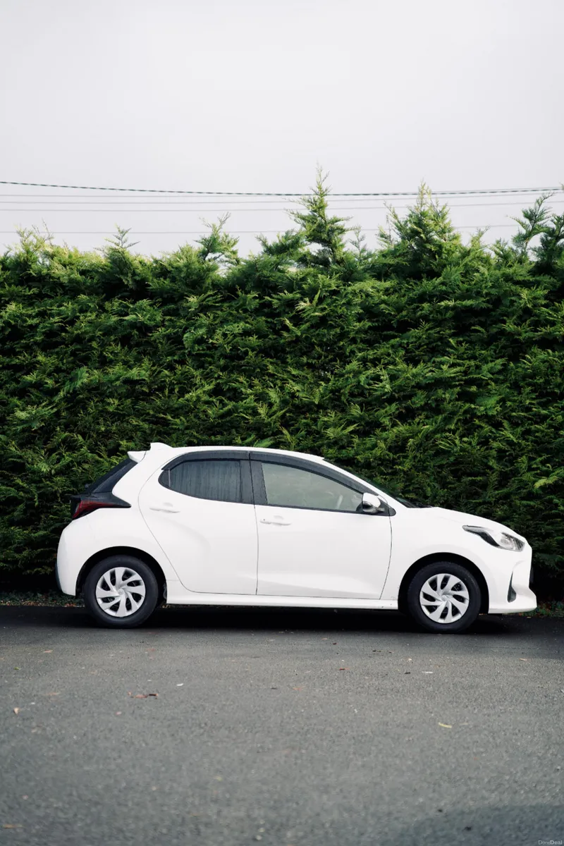 🌟Toyota Yaris 1.5 Hybrid 2021 With Low Mileage 🌟 - Image 4