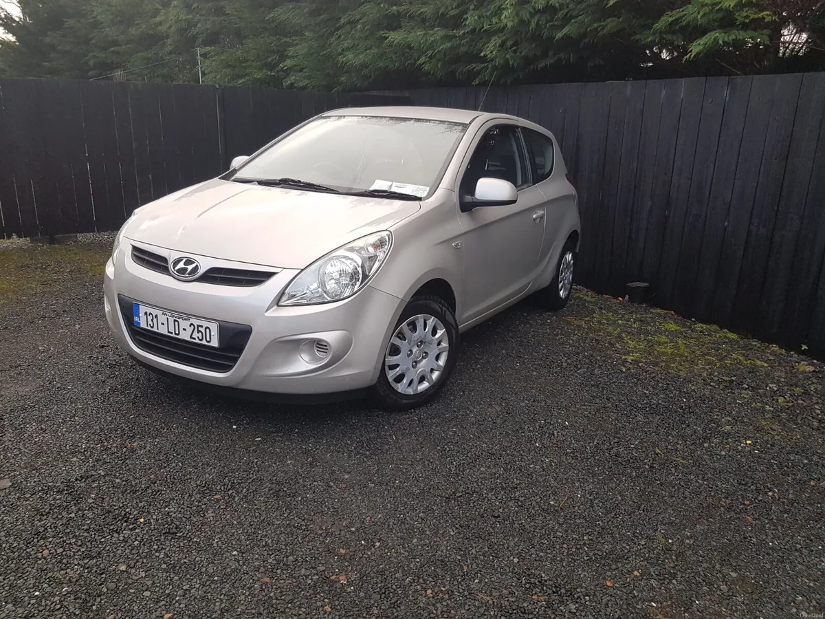 HYUNDAI I20.. VERY LOW KM.. 70KM - Image 2