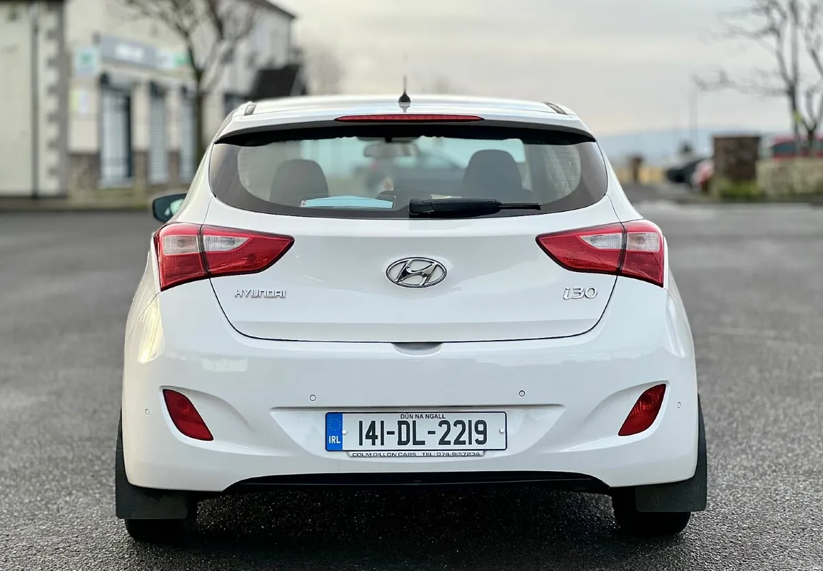 Hyundai i30 2014 - Image 2