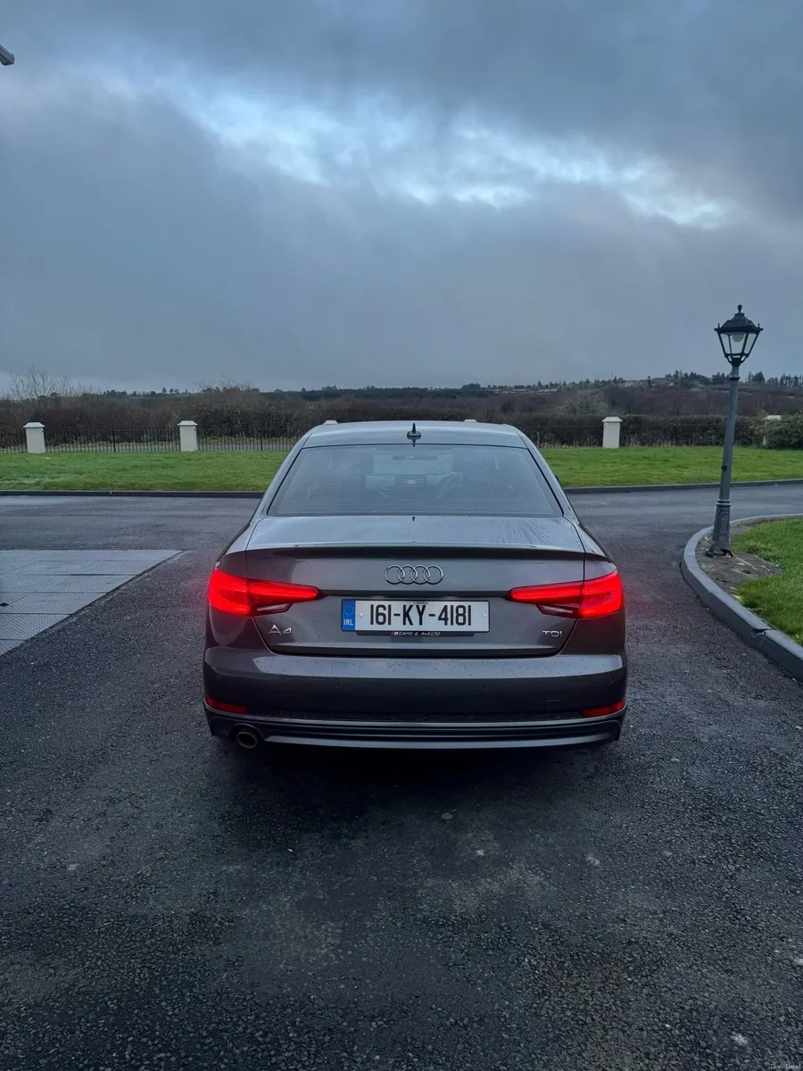 2016 Audi A4 TDI S Line Black Edition - Image 4