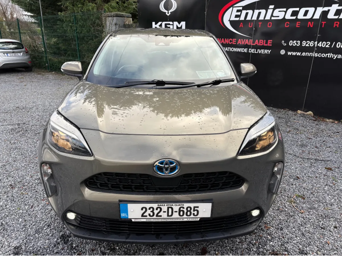 Toyota Yaris CR LUNA 4DR AUTO - Image 2