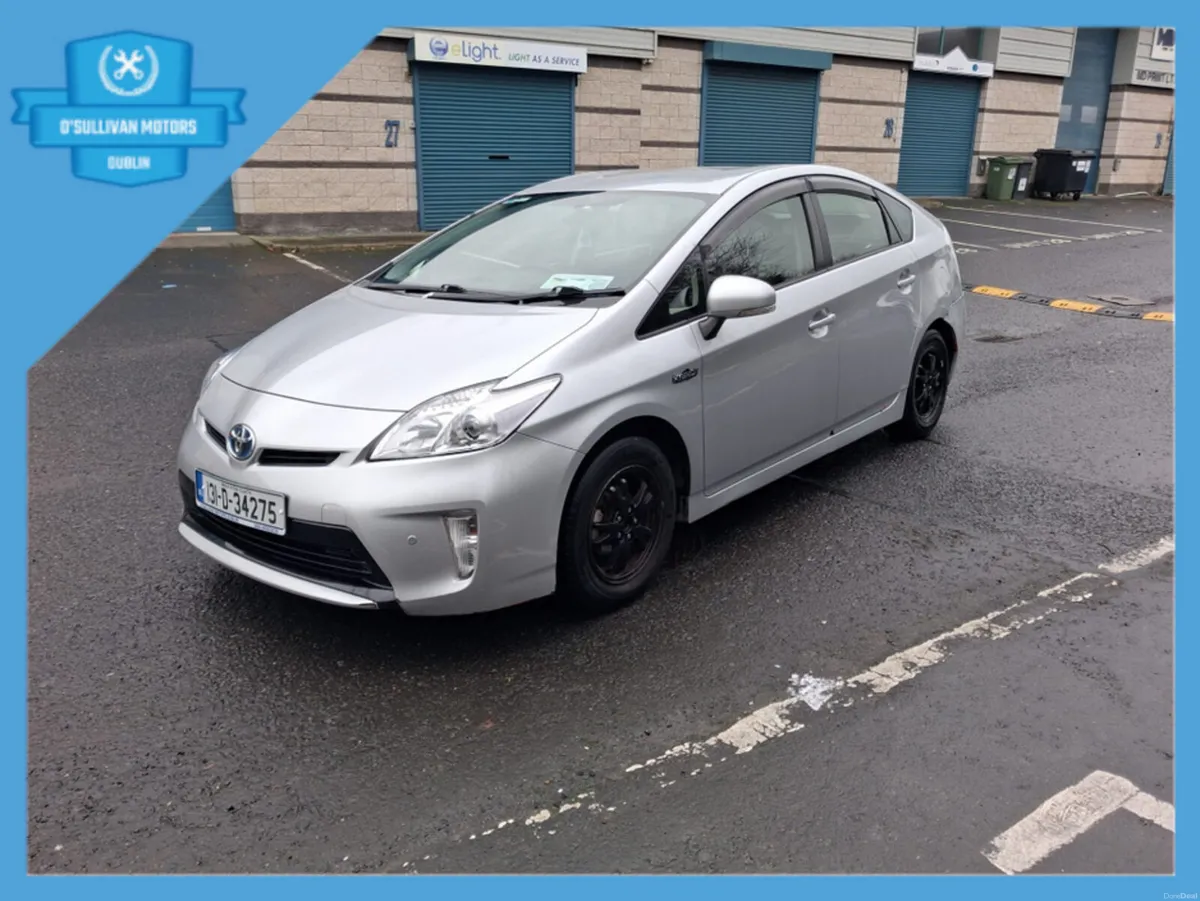 Toyota Prius / 2013 / 1.8 PETROL HYBRID / AUTO - Image 1