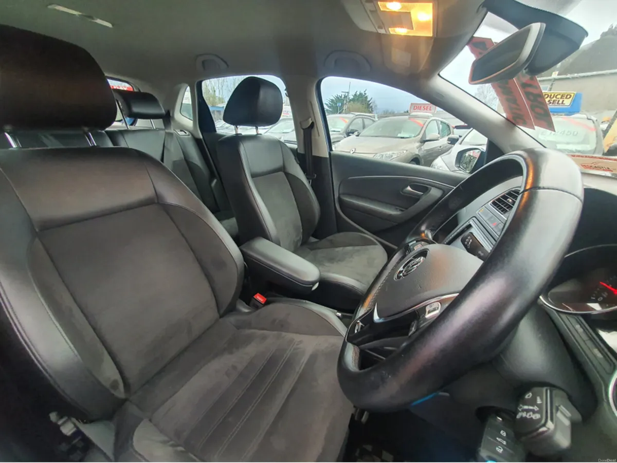 Volkswagen Polo **AUTO** 1.2 - Image 3