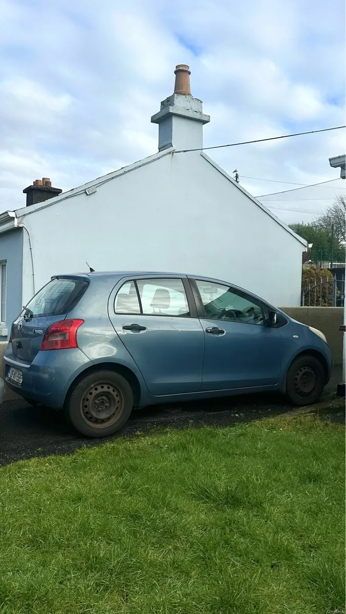 Toyota Yaris 2008 - Image 1