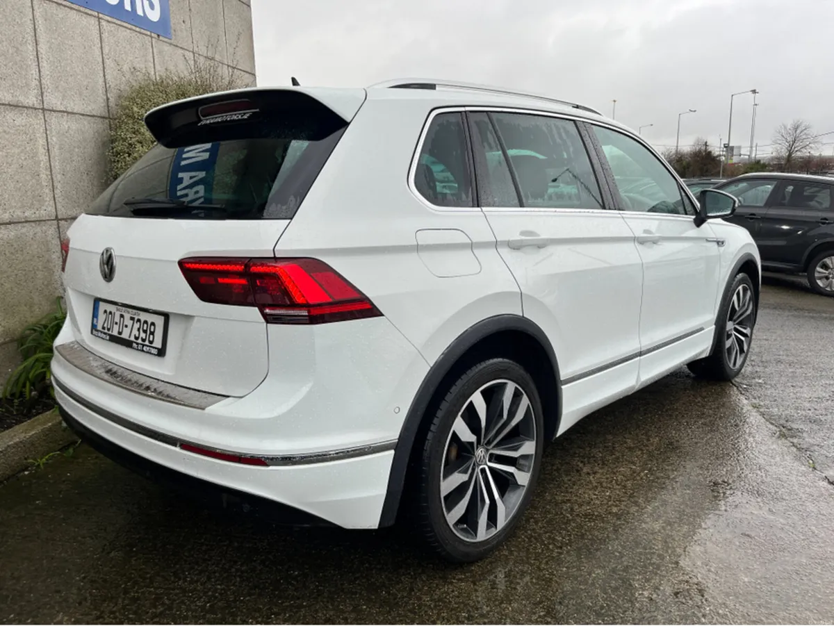 Volkswagen Tiguan R-LINE AUTOMATIC 150HP 1.5 TSI / - Image 4