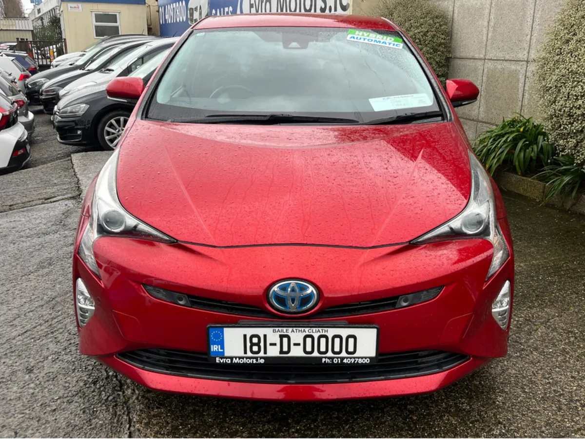 Toyota Prius TOURING SELECTION AUTOMATIC 1.8 HYBRI - Image 2