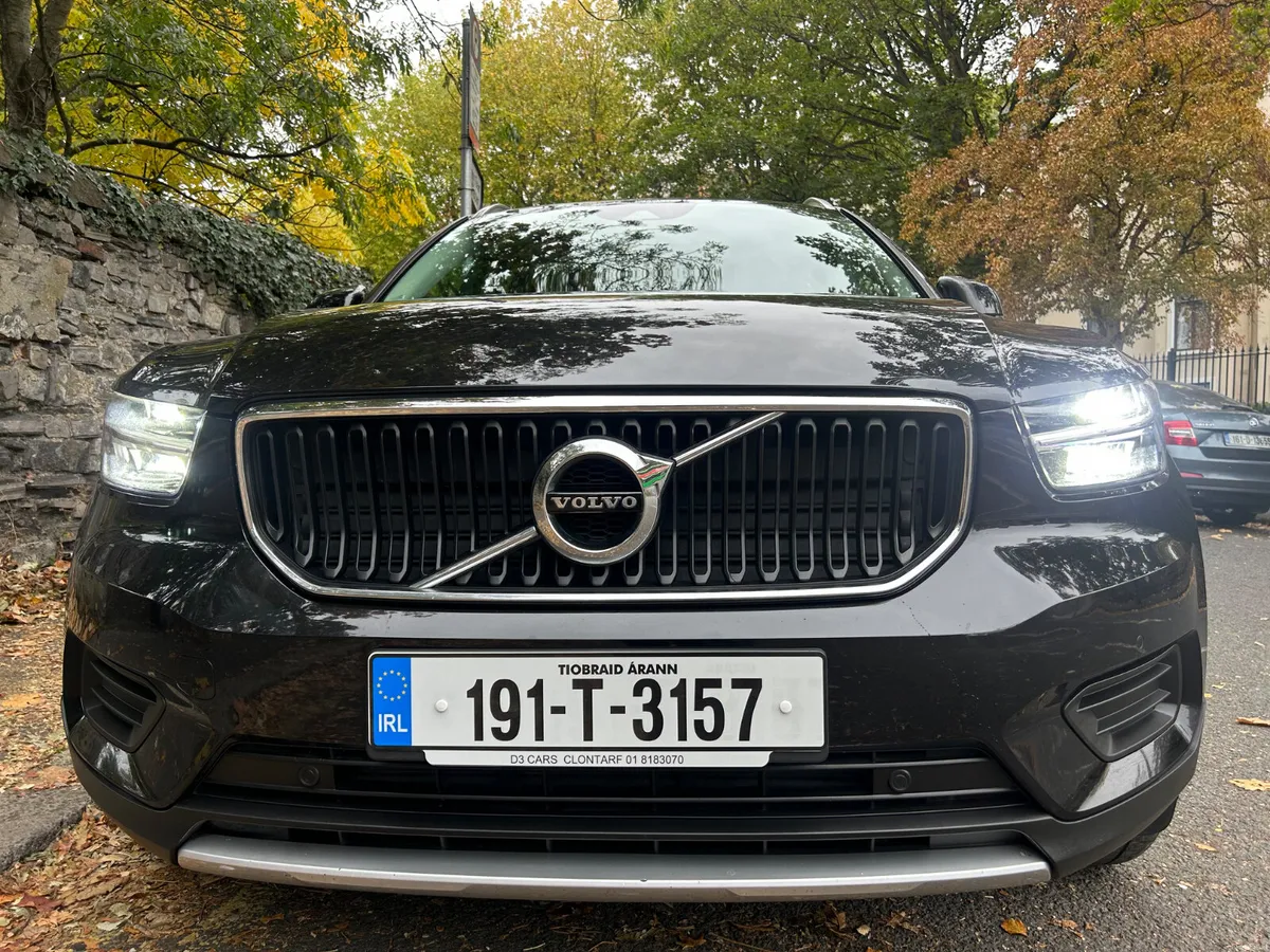 2019 VOLVO XC40 DIESEL SAT NAV NCT JANUARY 27 - Image 2