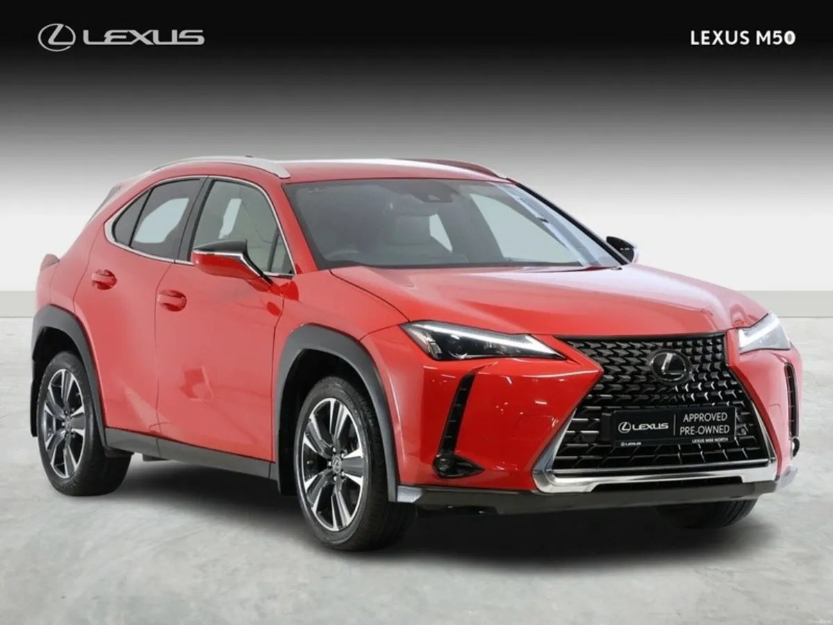 Lexus UX Dynamic - Image 1