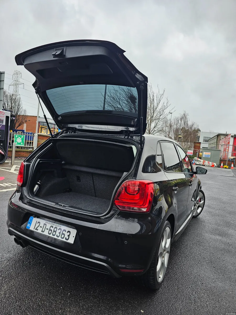 Volkswagen Polo 2012 Automatic - Image 2