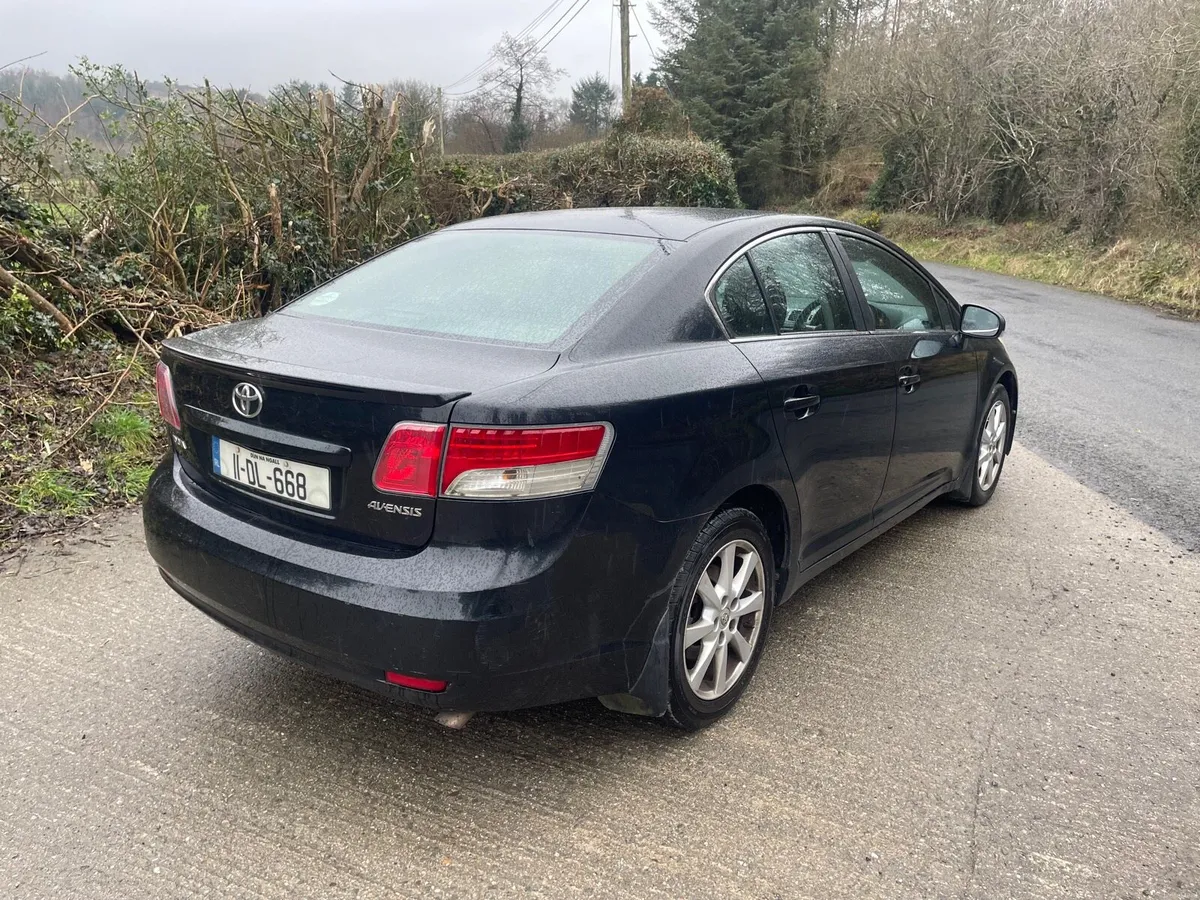 Toyota avensis 2.0 - Image 4
