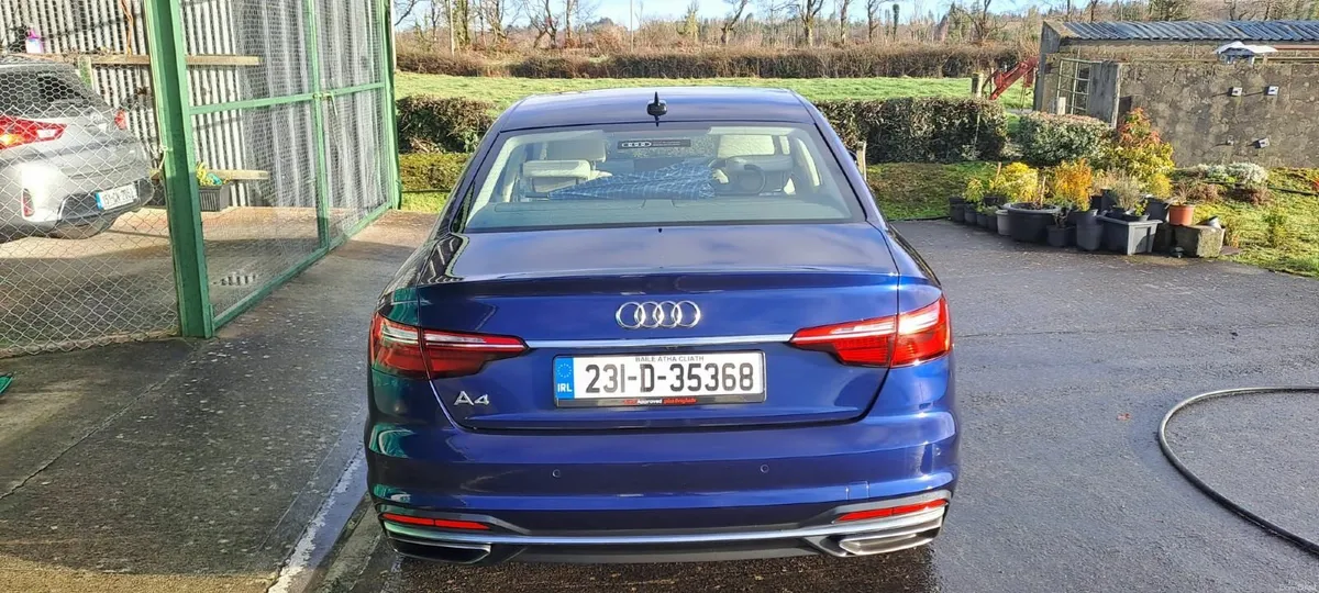 Audi A4 2023 - Image 4