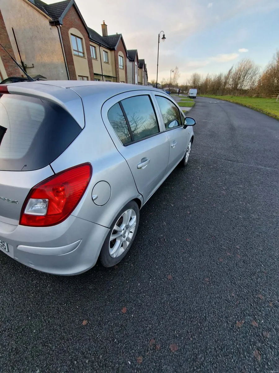 09 Vauxhall Corsa - Image 1