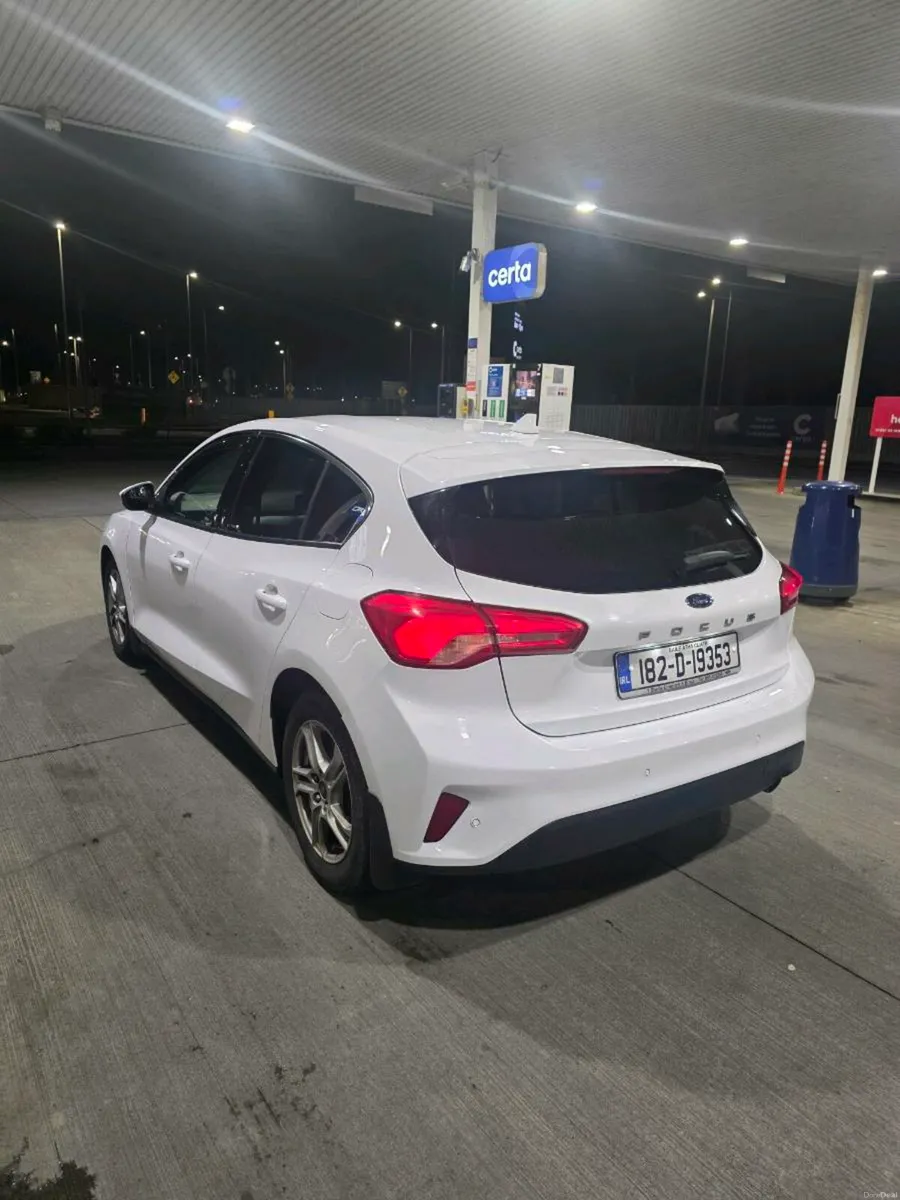 2018 ford focus - Image 4