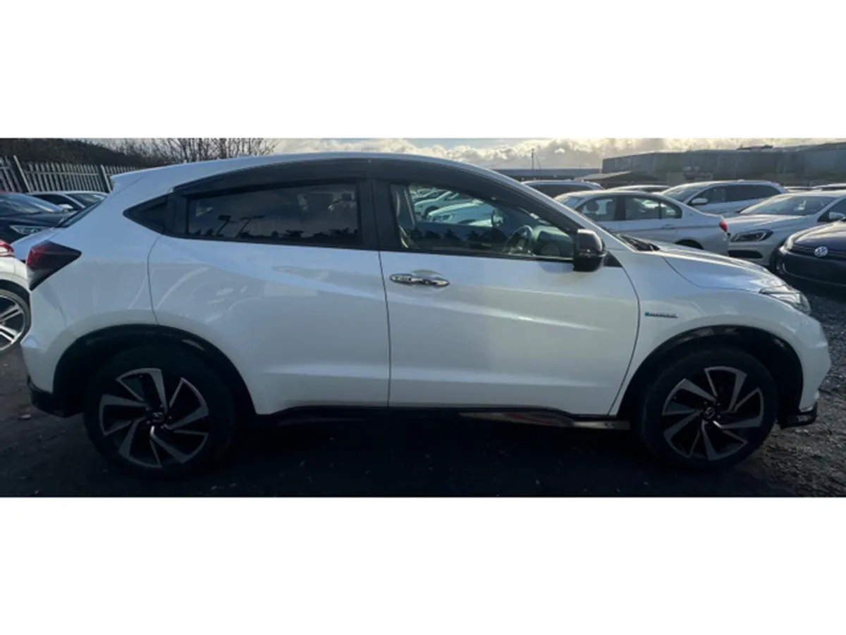 Honda Vezel RS 1.5L Automatic Petrol Hybrid (7501) - Image 4