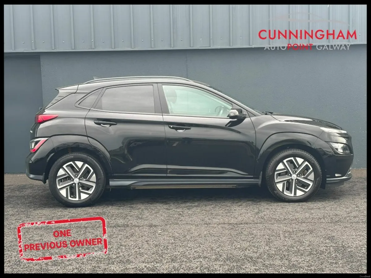 Hyundai KONA Executive EV 39kWh Auto - Image 2